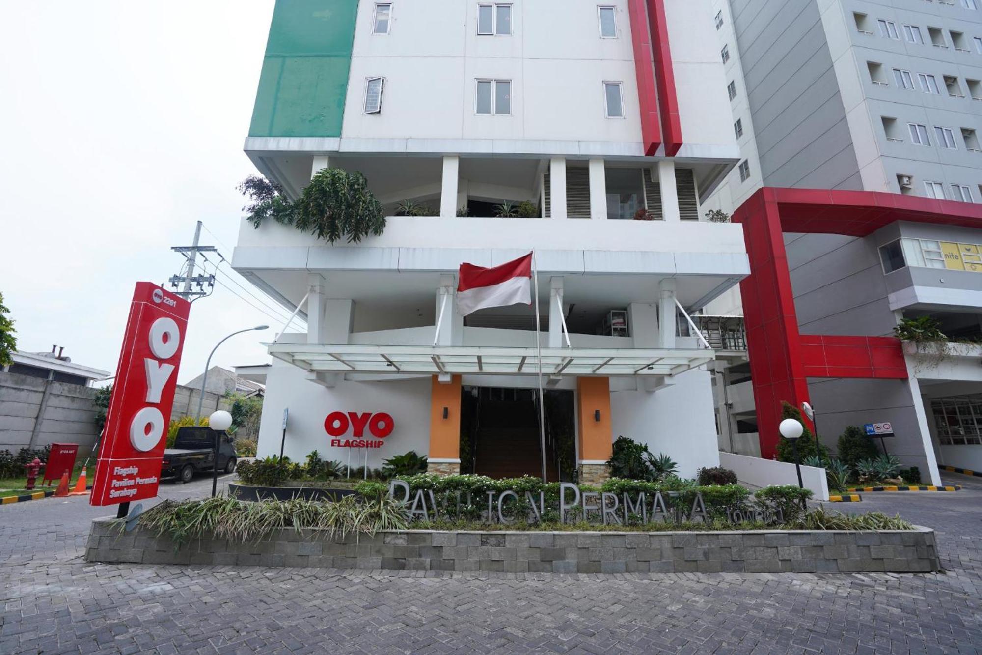 Super Oyo Capital O 91962 Pavilion Permata Surabaya Exterior photo